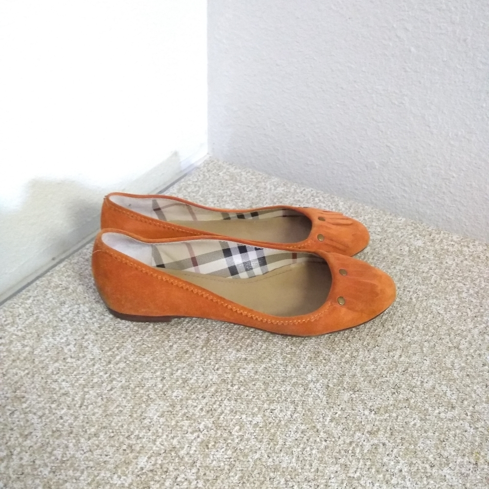 Burberry Orange Suede Flat Shoes - Picture 5 of 8